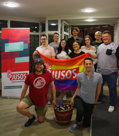 Neu gewählter Vorstand mit dem ehem. Vorsitzenden